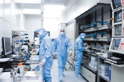 Производственный цез компании Colibrys